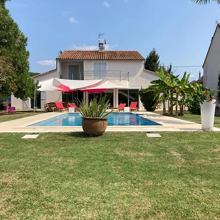 Holiday home Maison De Avec Piscine A 5 Minutes De Perigueux Trelissac